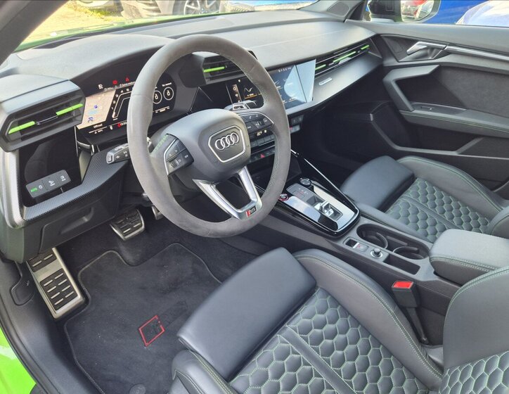 Audi RS 3 Ostatní 2,5 l 294 kw