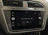 Volkswagen Tiguan 8