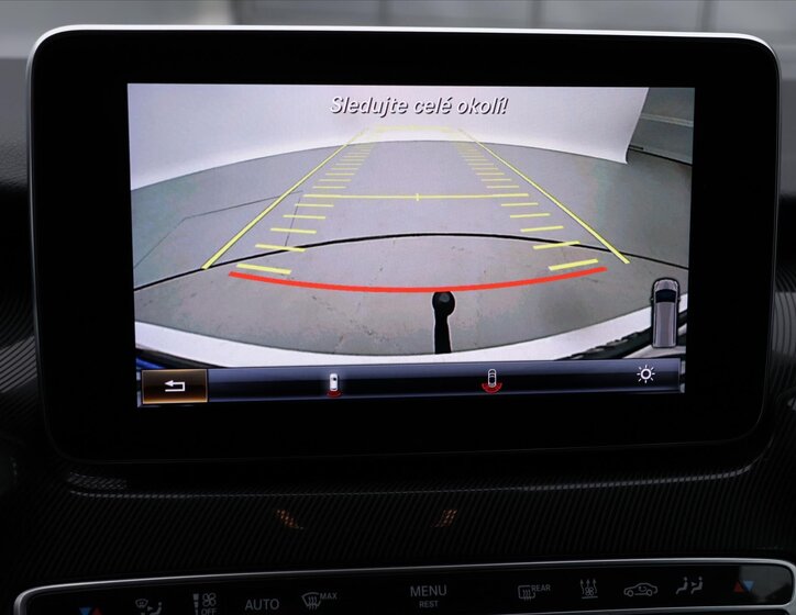 Mercedes-Benz Třídy V Kombi 2,1 l 140 kw