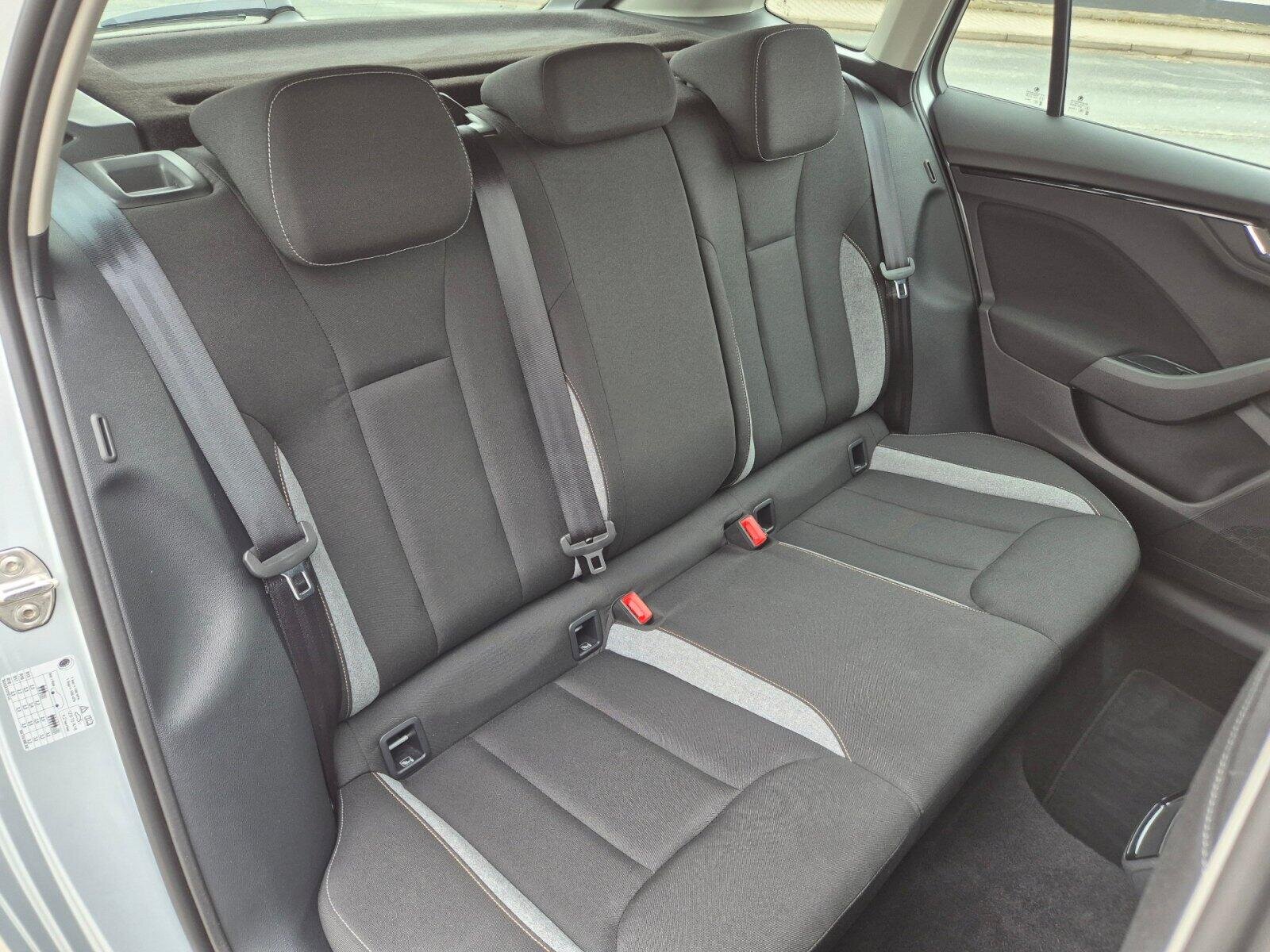 Škoda Scala Hatchback 1,0 l 85 kw