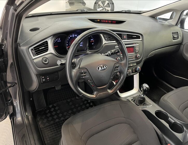 KIA Ceed Hatchback 1,6 l 99 kw