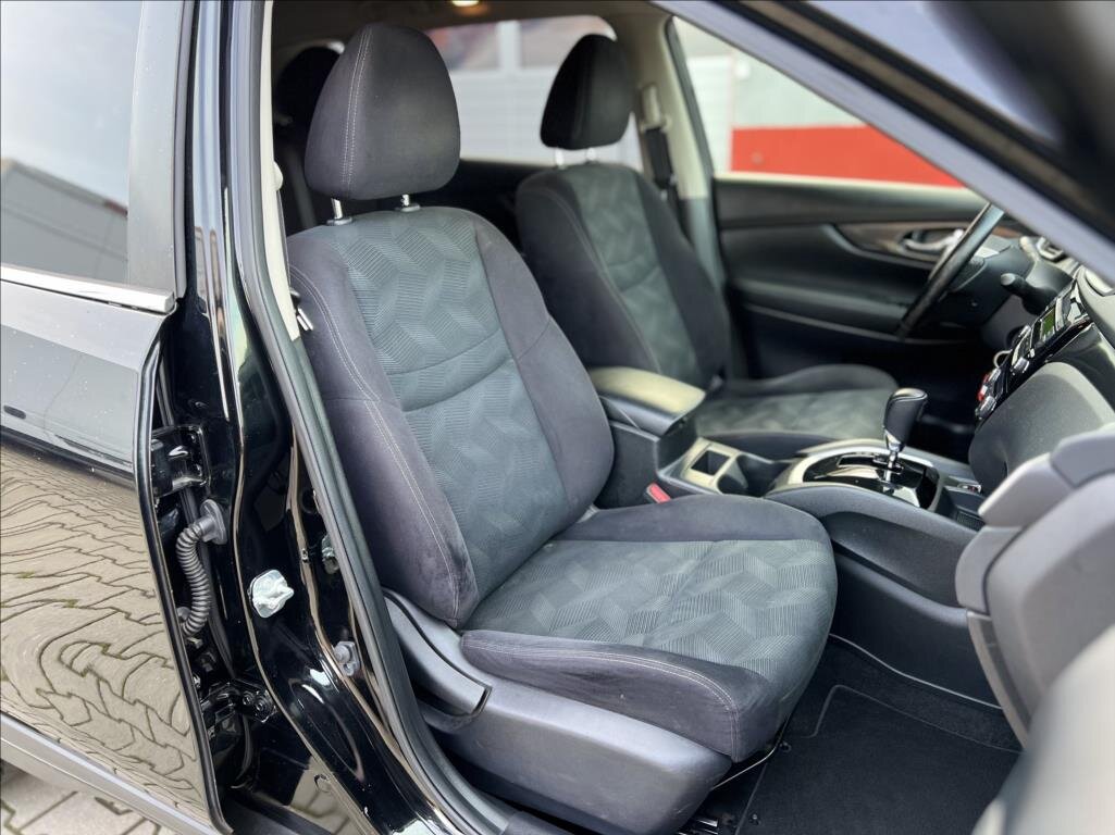 Nissan X-Trail SUV / Terénní 1,6 l 96 kw