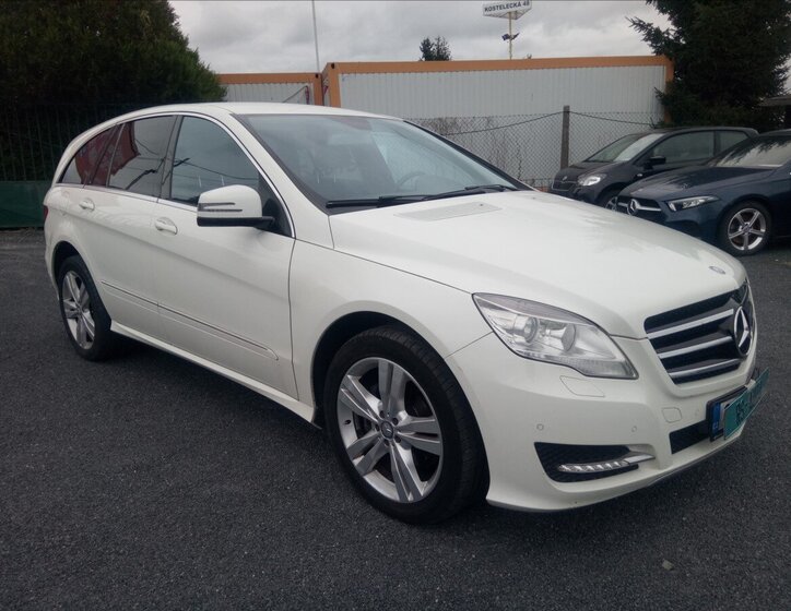 Mercedes-Benz Třídy R 3