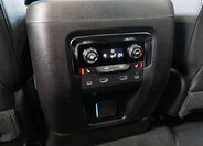 Chevrolet Suburban SUV 6,2 l 313 kw