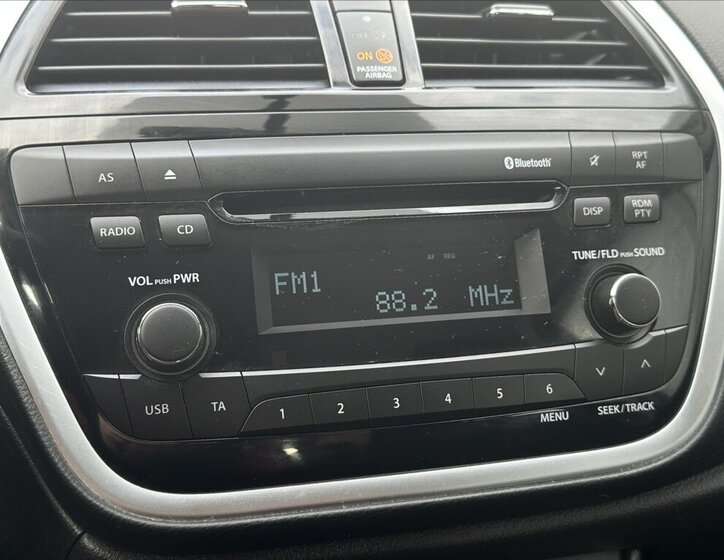 Suzuki S-Cross Hatchback 998,0 82 kw