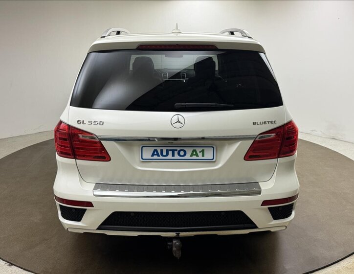 Mercedes-Benz GL SUV / Terénní 3,0 l 190 kw