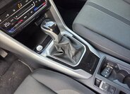 Volkswagen T-Roc SUV / Terénní 1,5 l 110 kw