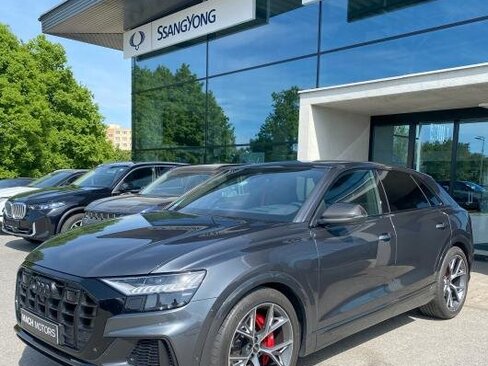 Audi SQ8 SUV 4,0 l 373 kw