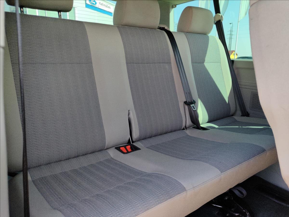 Volkswagen Caravelle MPV 2,0 l 150 kw