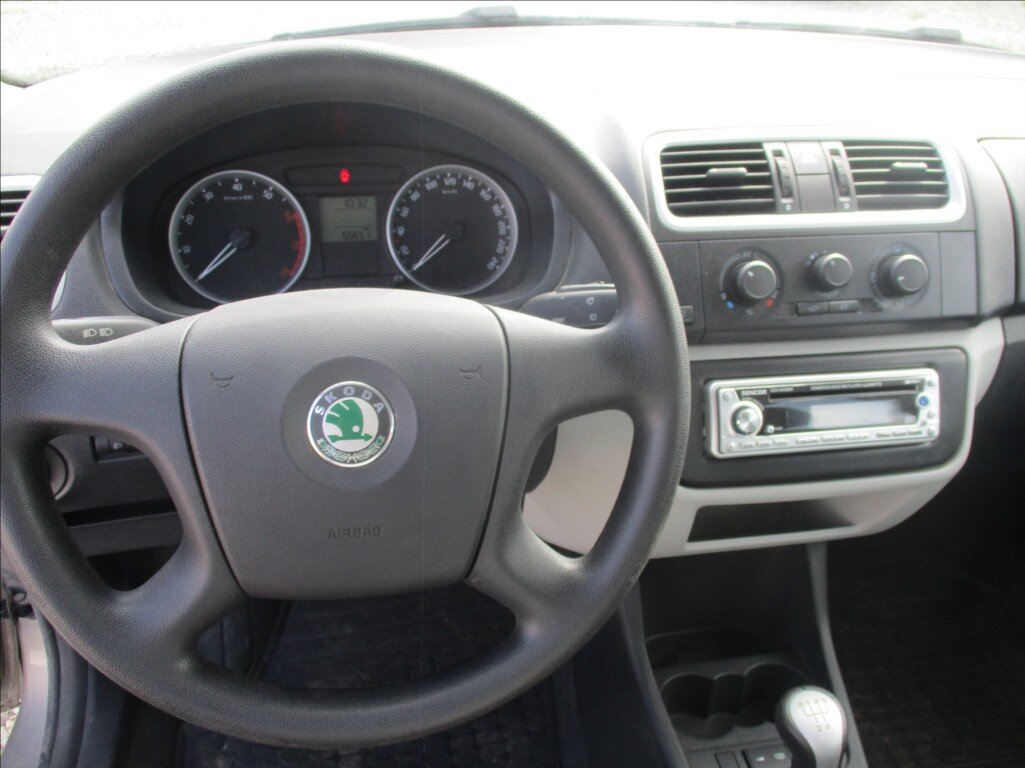 Škoda Roomster Kombi 1,2 l 51 kw