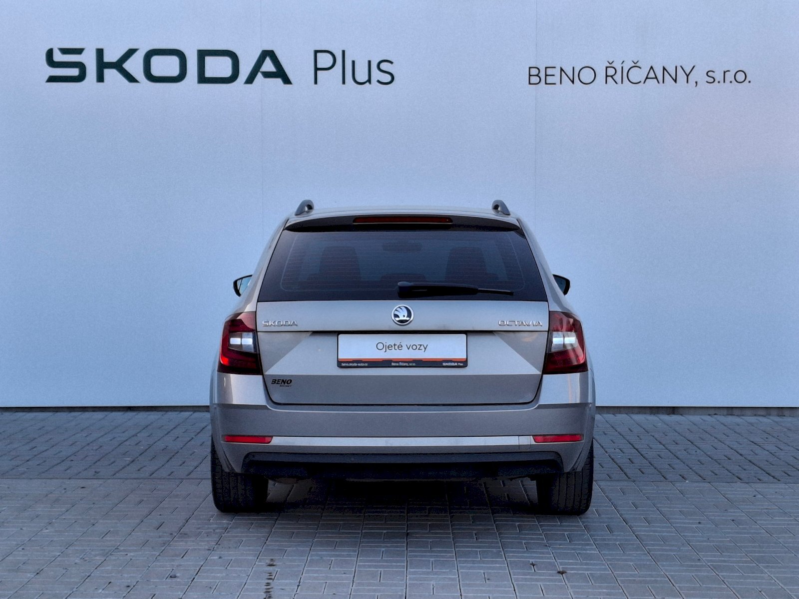 Škoda Octavia Kombi 2,0 l 110 kw