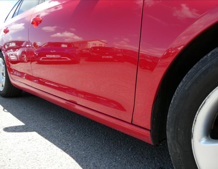 Volkswagen Golf Kombi 1,6 l 77 kw