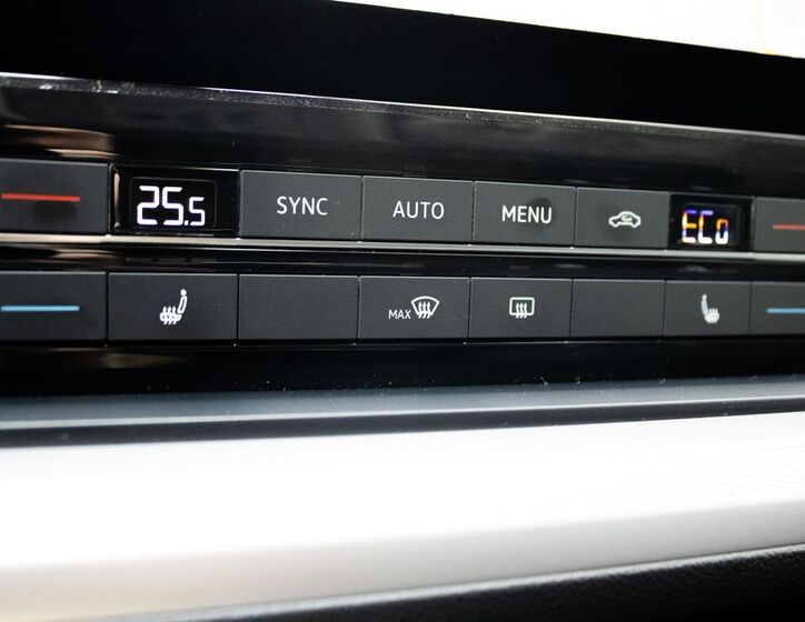 Volkswagen Touareg 19