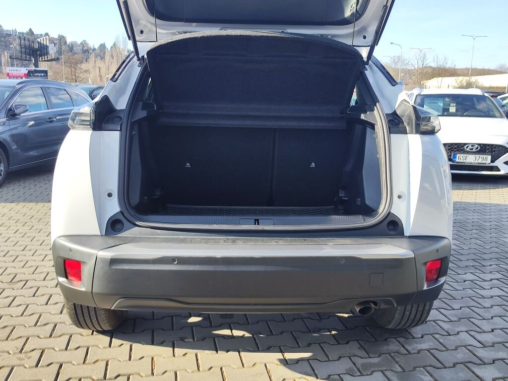 Peugeot 2008 Hatchback 1,2 l 74 kw