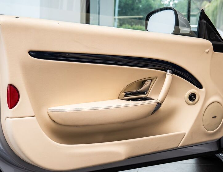 Maserati GranCabrio 7