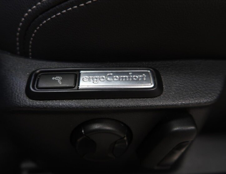 Volkswagen Passat Kombi 2,0 l 147 kw