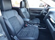 Mitsubishi Outlander SUV / Terénní 2,0 l 110 kw