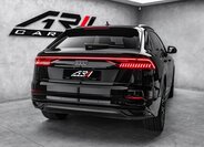 Audi Q8 SUV / Terénní 3,0 l 210 kw