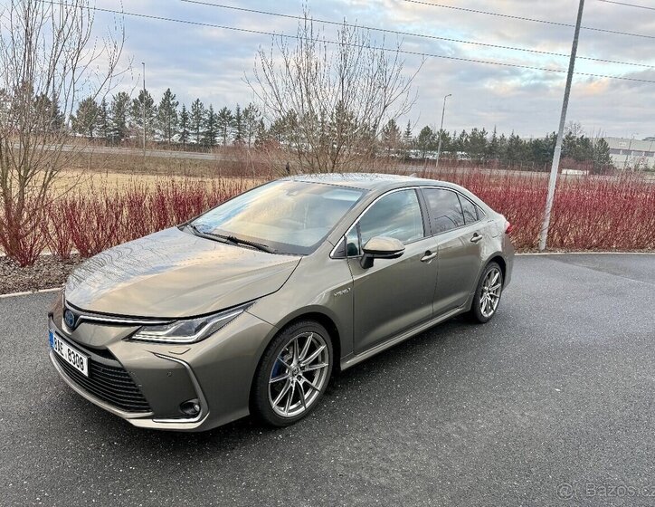 Toyota Corolla Sedan / Limuzína 0,0 72 kw