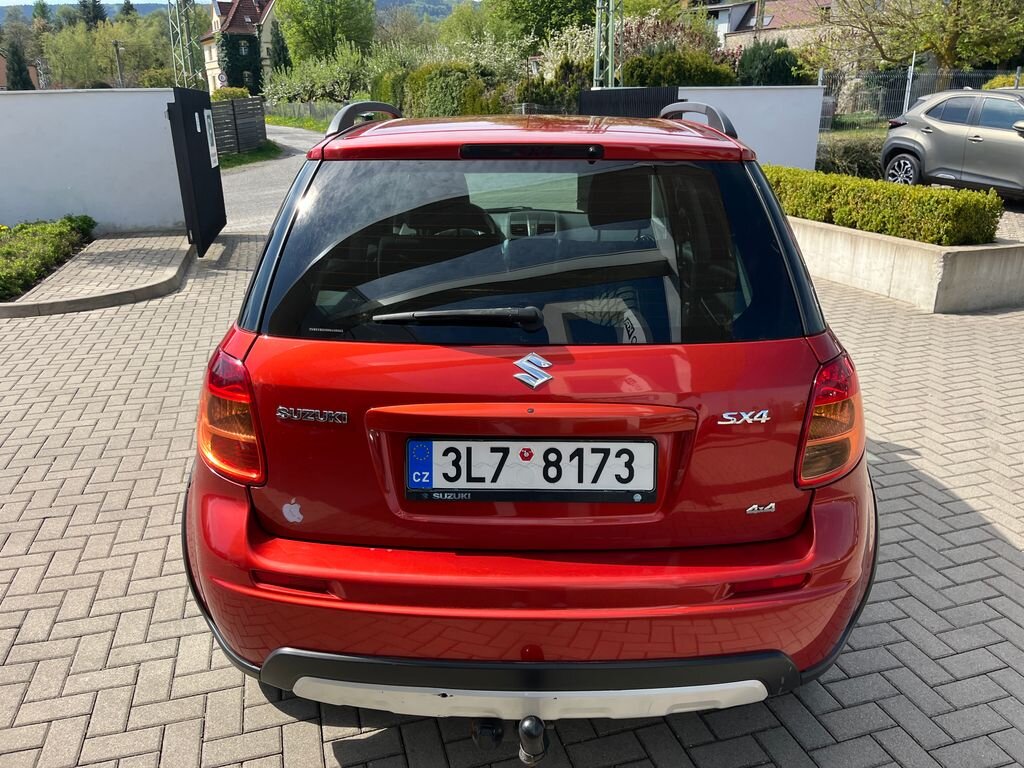Suzuki SX4 SUV / Terénní 1,6 l 88 kw