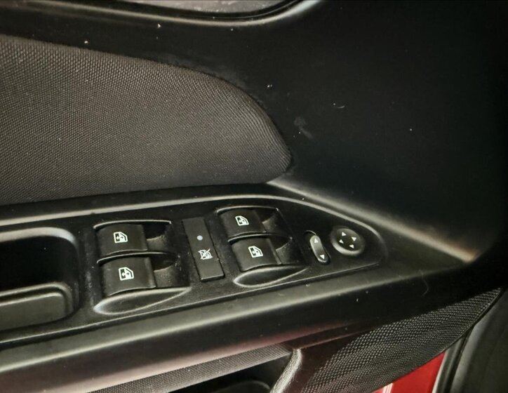 Fiat Tipo Sedan / Limuzína 1,4 l 70 kw