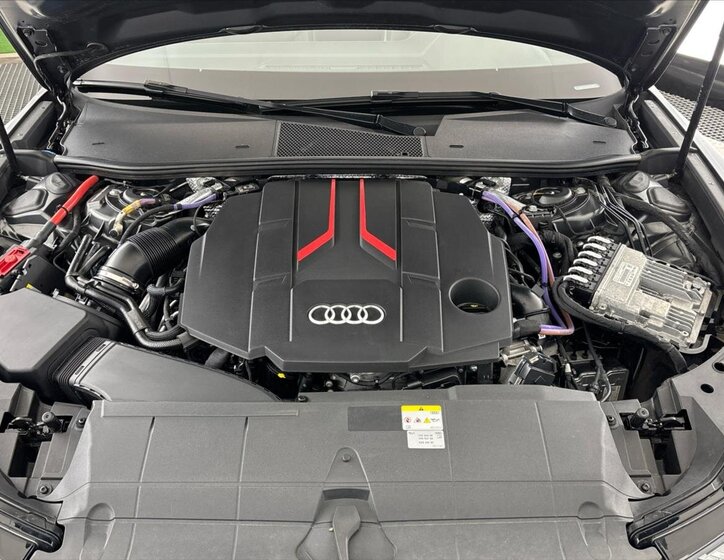 Audi S6 Kombi 3,0 l 253 kw