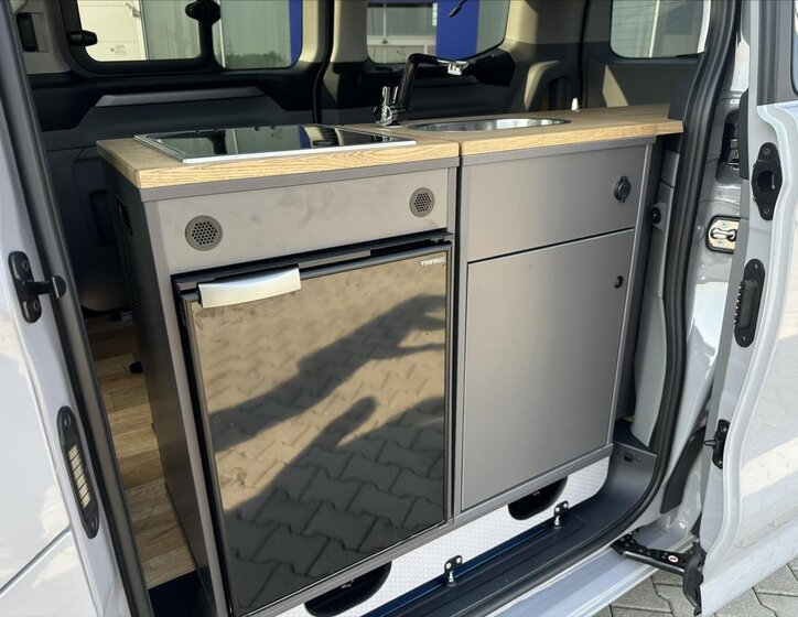 Ford Tourneo Custom 26