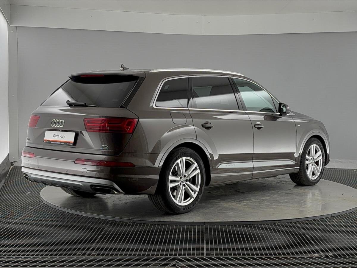 Audi Q7 SUV / Terénní 3,0 l 200 kw
