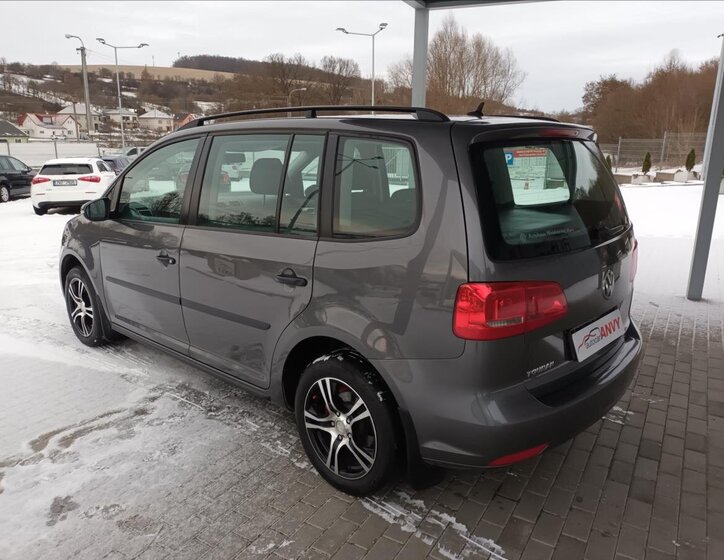 Volkswagen Touran MPV 1,2 l 77 kw