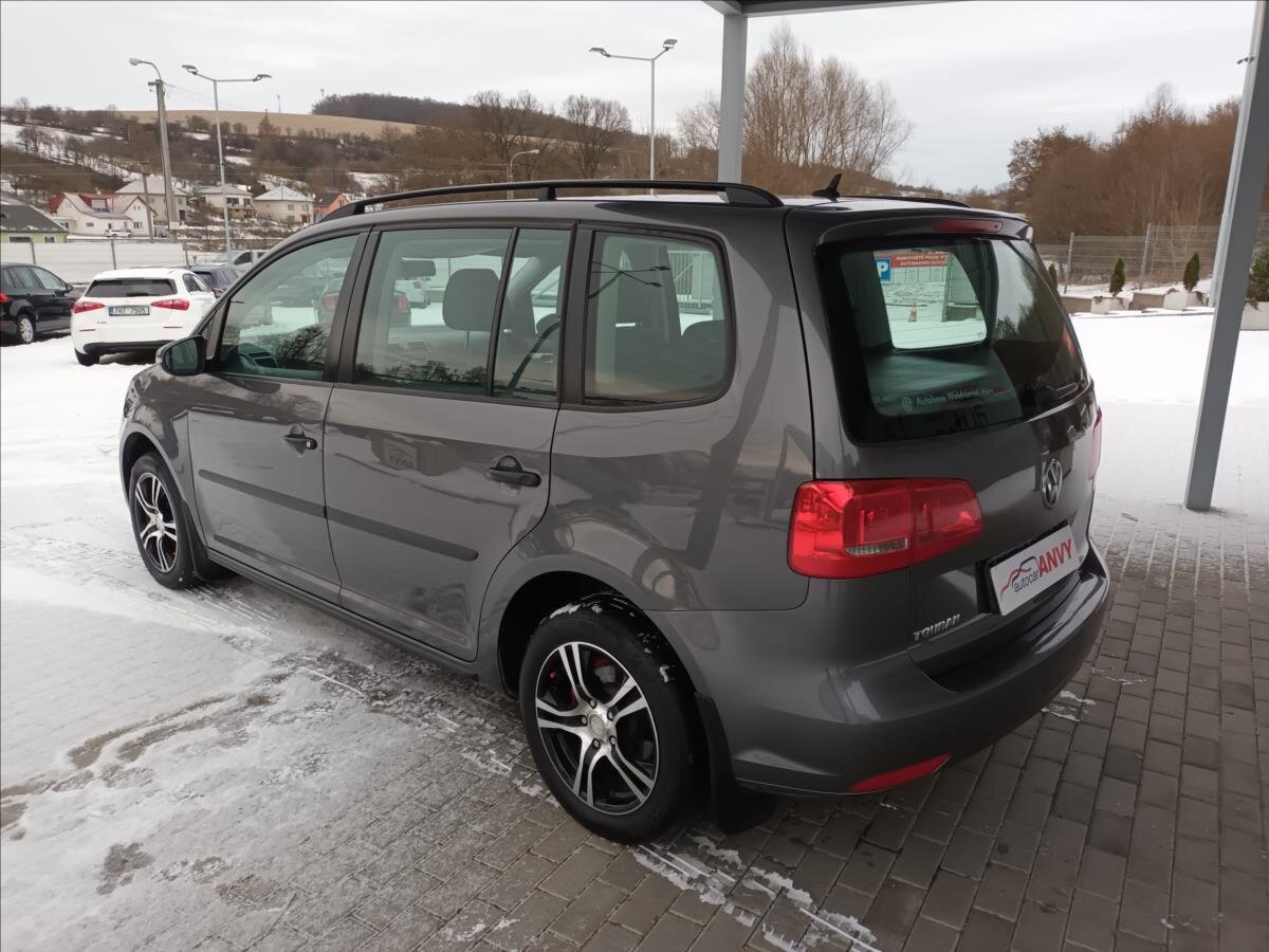 Volkswagen Touran MPV 1,2 l 77 kw