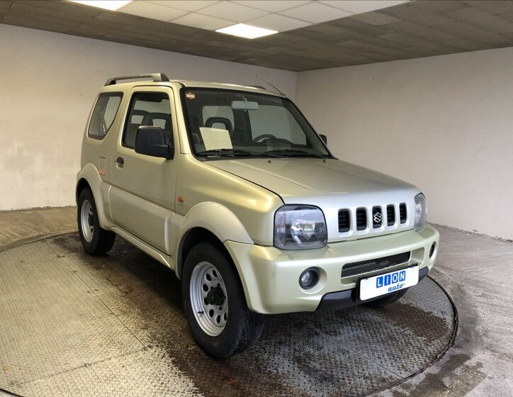 Suzuki Jimny 1