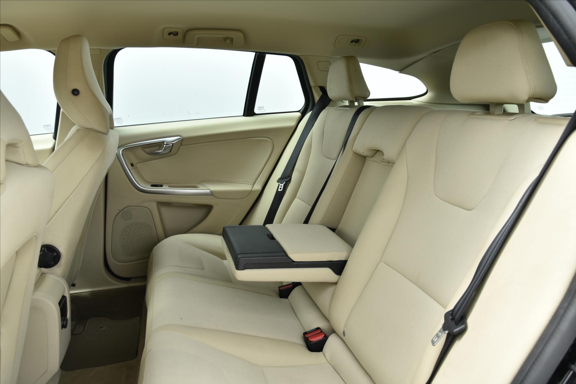 Volvo V60 Kombi 2,0 l 120 kw