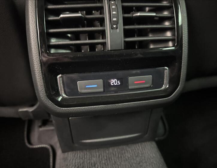 Volkswagen Passat 38