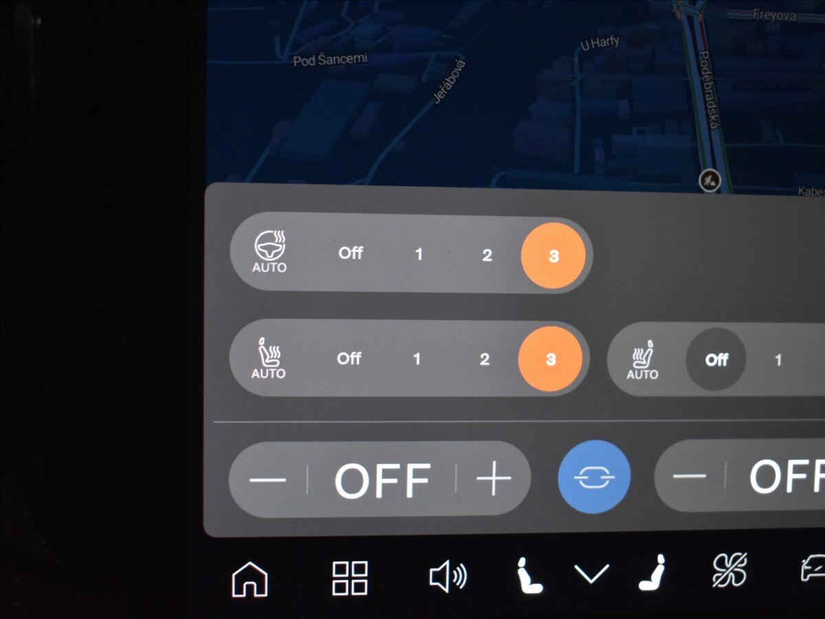 Volvo EX30 SUV / Terénní 0,0 315 kw