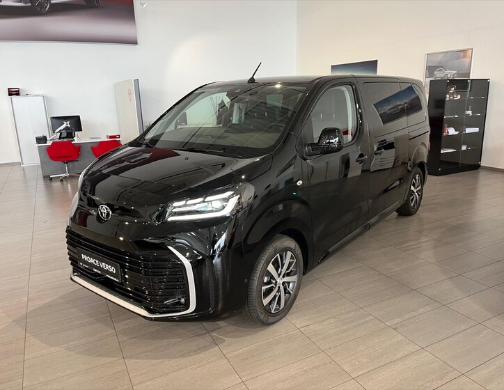 Toyota ProAce Verso 1