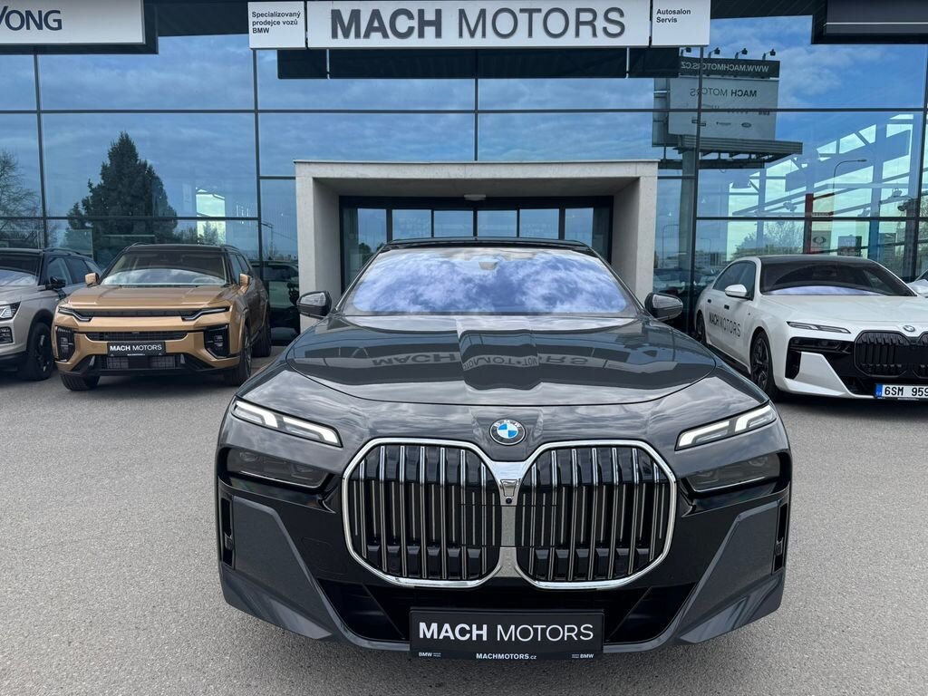 BMW Řada 7 Sedan / Limuzína 3,0 l 210 kw