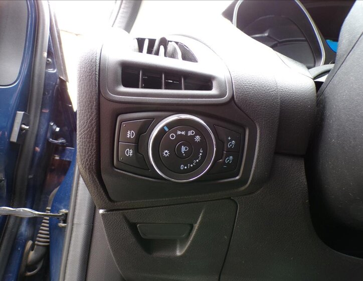 Ford Focus Kombi 1,6 l 70 kw