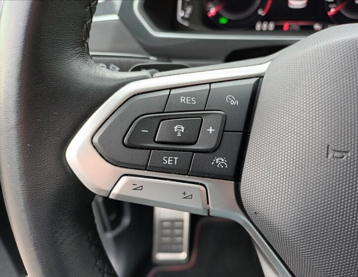 Volkswagen Tiguan SUV / Terénní 2,0 l 147 kw