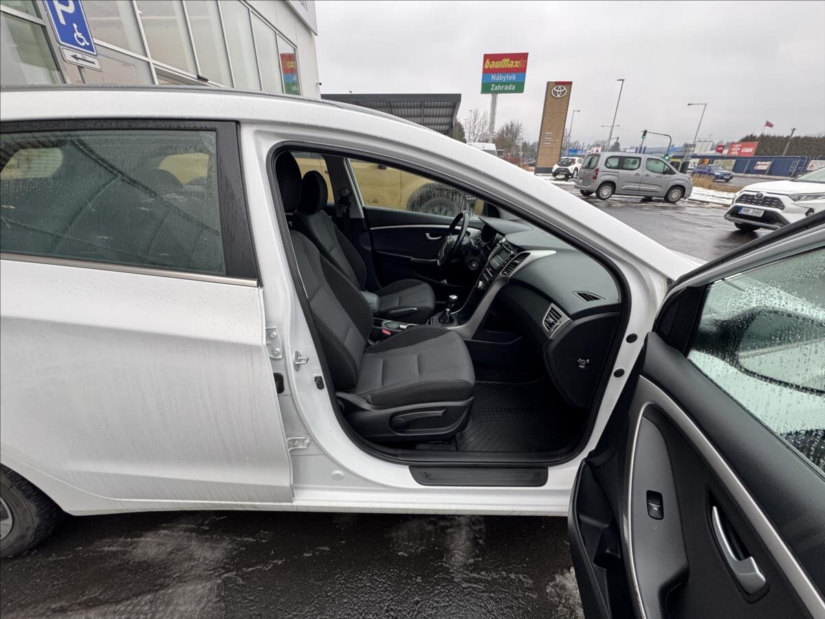 Hyundai i30 Kombi 1,6 l 88 kw