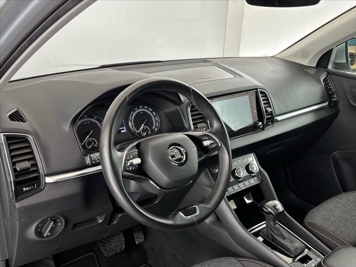 Škoda Karoq SUV / Terénní 1,5 l 110 kw