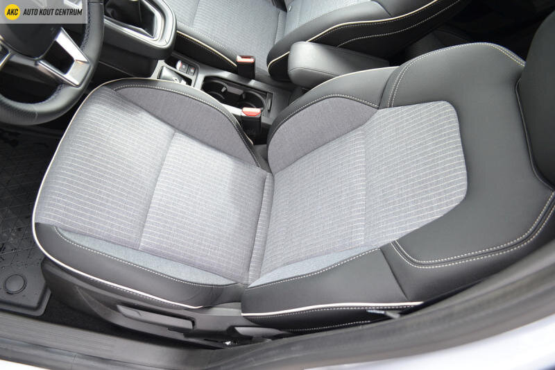 Renault Clio Hatchback 999,0 67 kw