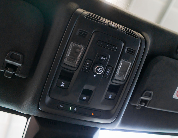 Cadillac Escalade 40