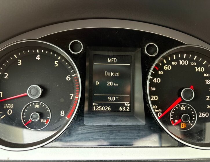 Volkswagen Passat Kombi 1,4 l 90 kw