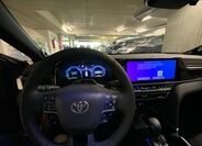 Toyota Camry 9