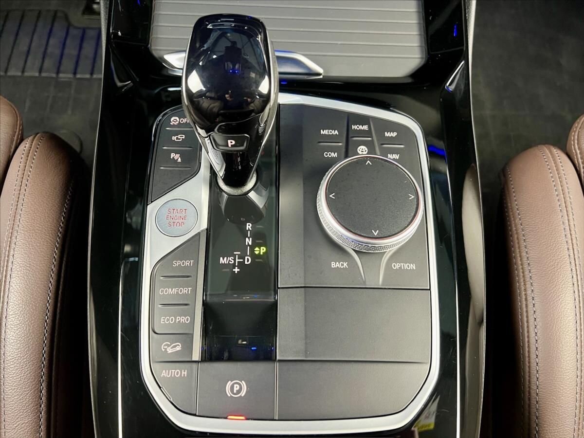 BMW X3 SUV / Terénní 2,0 l 135 kw