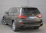 BMW X5 SUV 3,0 l 280 kw