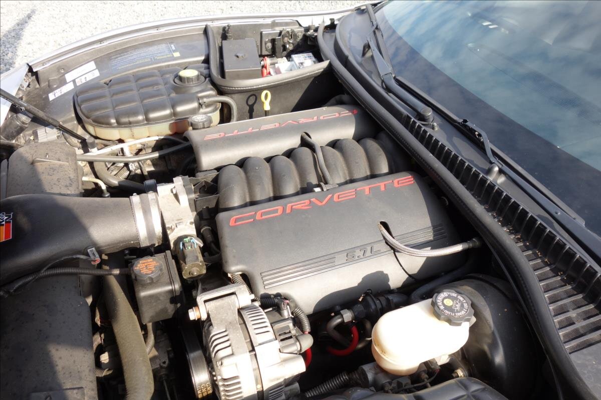 Chevrolet Corvette Kupé 5,7 l 253 kw