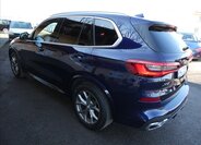 BMW X5 SUV / Terénní 3,0 l 195 kw