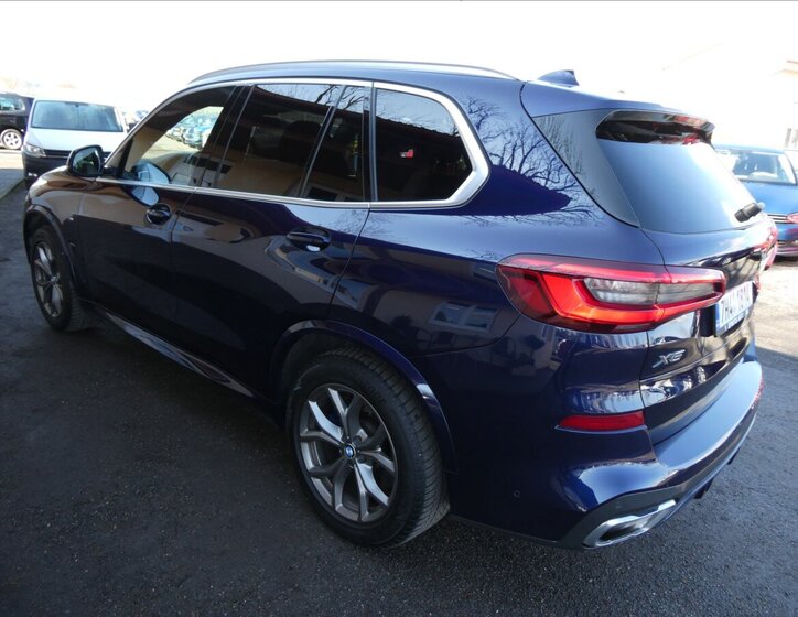 BMW X5 SUV / Terénní 3,0 l 195 kw