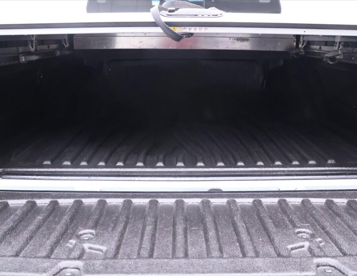 Mercedes-Benz Třídy X Pick-up 2,3 l 140 kw